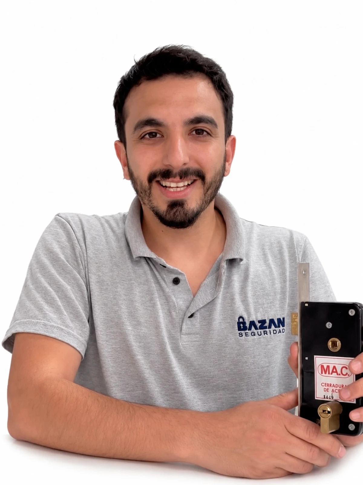 Facundo Bazán, equipo de Bazán Seguridad